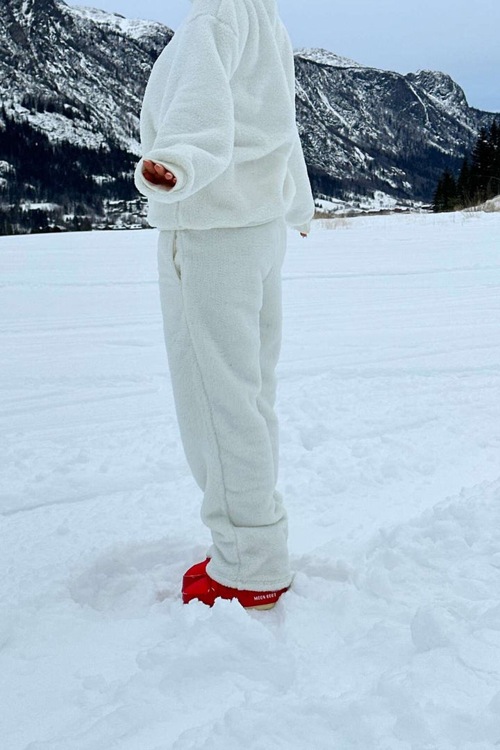 SNOW BUNNY FLARED JOGGERS