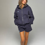 SIGNATURE OVERSIZED ZIP HOODIE