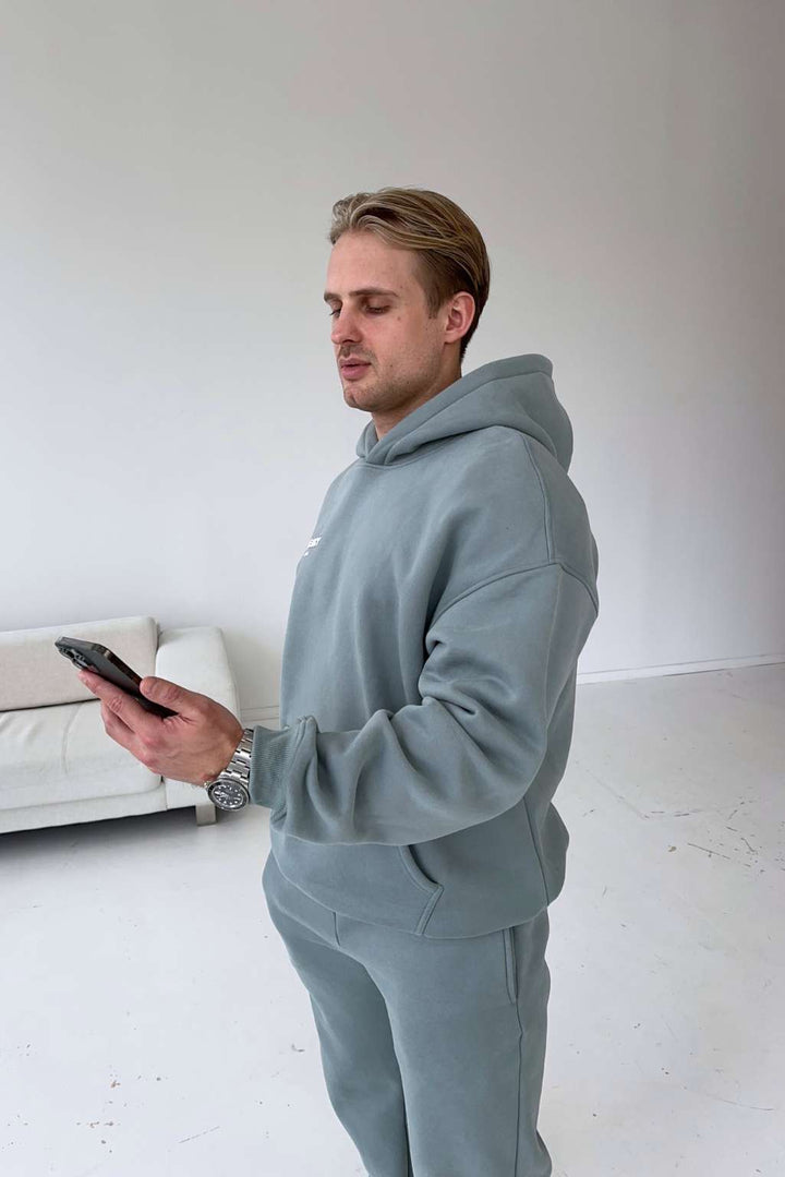 SPORTY OVERSIZED HOODIE
